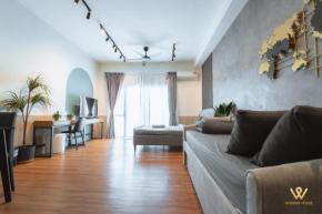 Relaxing 4 pax Home at Armani Soho Subang Jaya 20 mins to Sunway Pyramid
